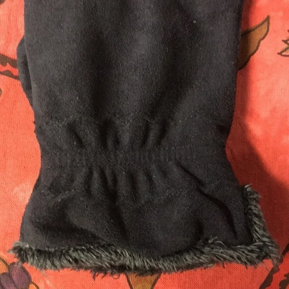 Fleece lined Suede Gloves Black Size Med Like new condition
